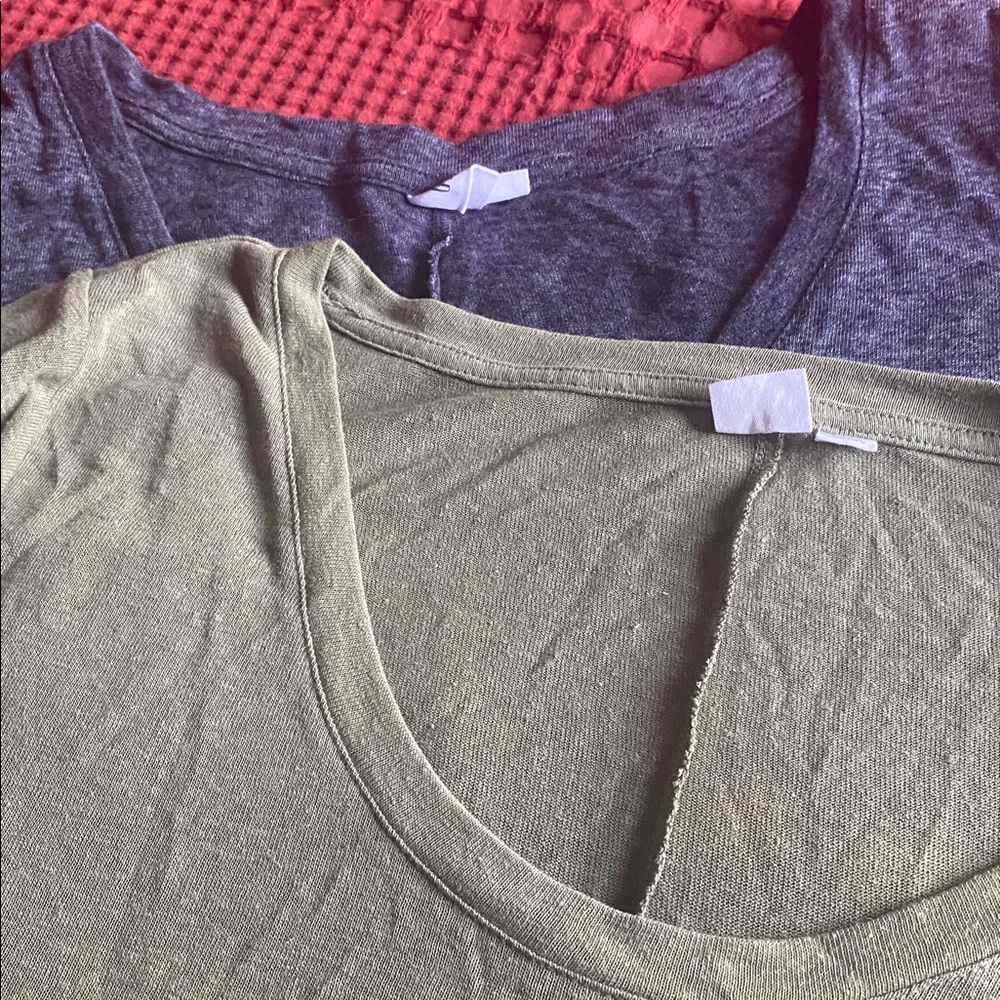 Gap linen blend scoop neck top shirt tees blue sage green L large bundle of 2 - Picture 2 of 5